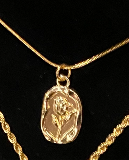 Roselle Necklace
