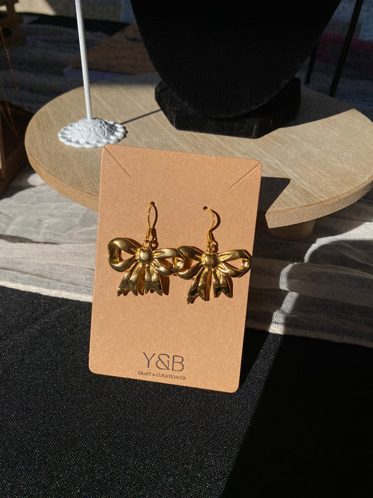 Seasonal Bow Earrings